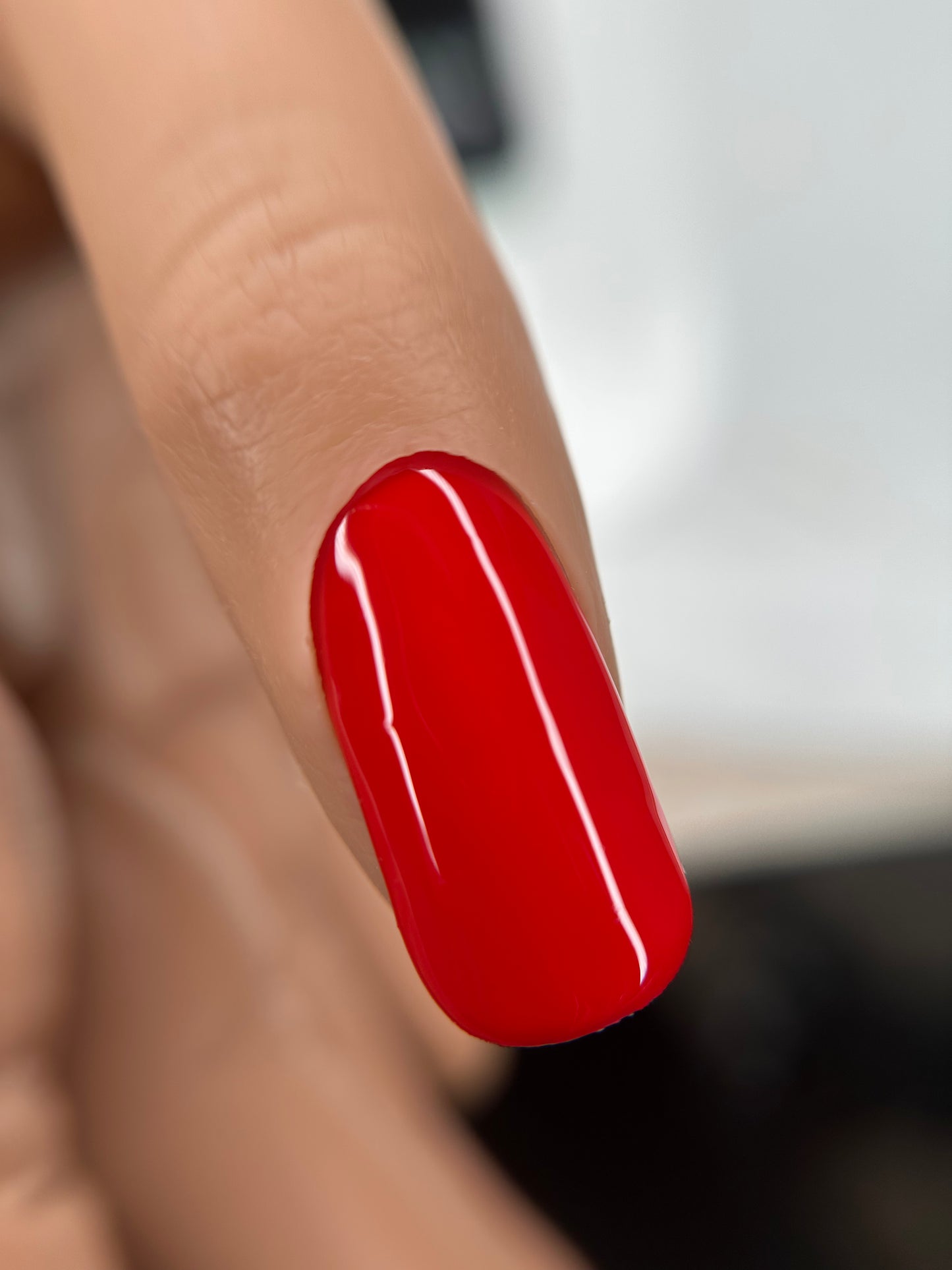 GEL POLISH RED DRESS 37