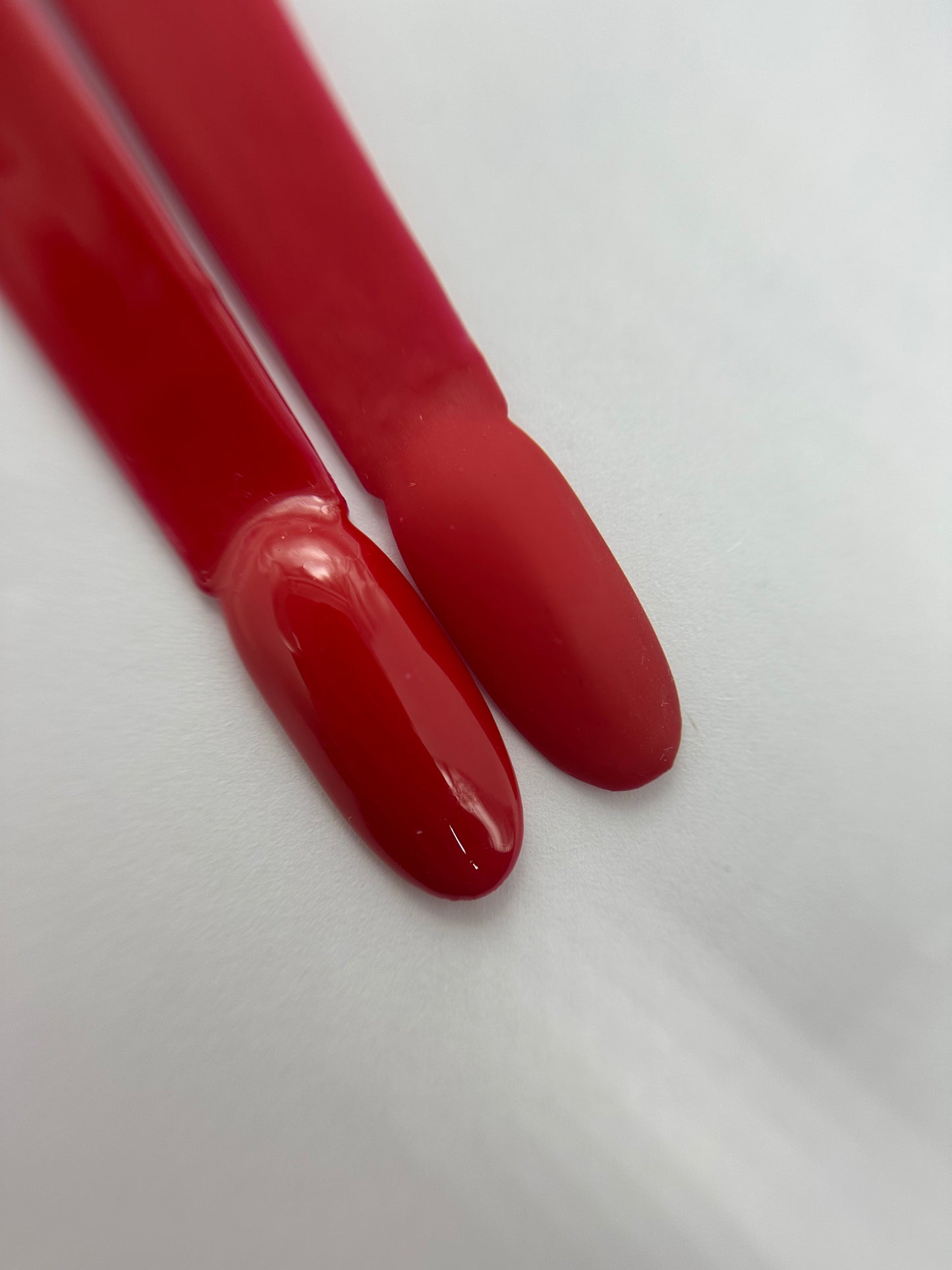 GEL POLISH RED MUSE 143