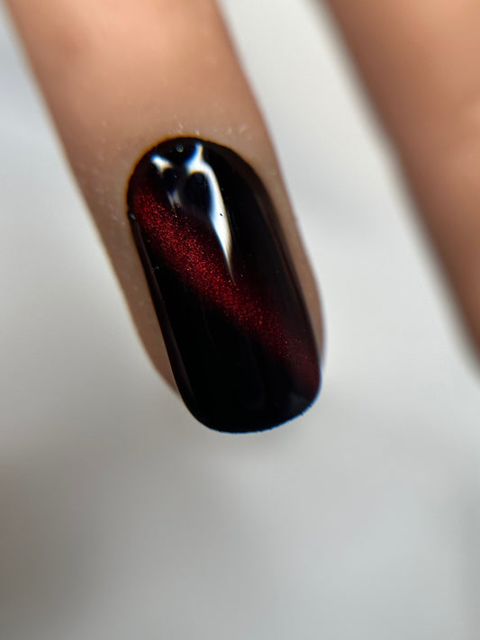 CAT EYES BLOOD LUST 85