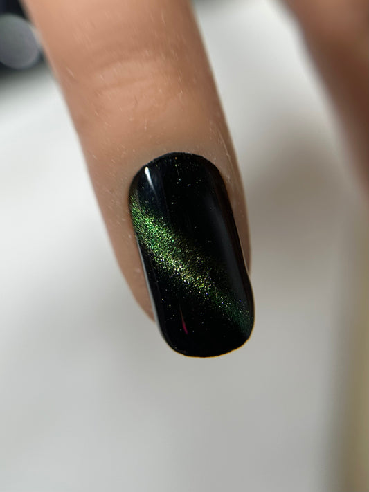 CAT EYES JUNGLE LEAF 83